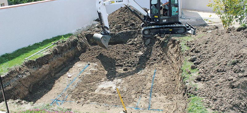 Co obnáší stavba bazénu svépomocí