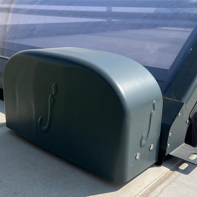 Elektrický pohon pro odkrytí a zakrytí bazénu